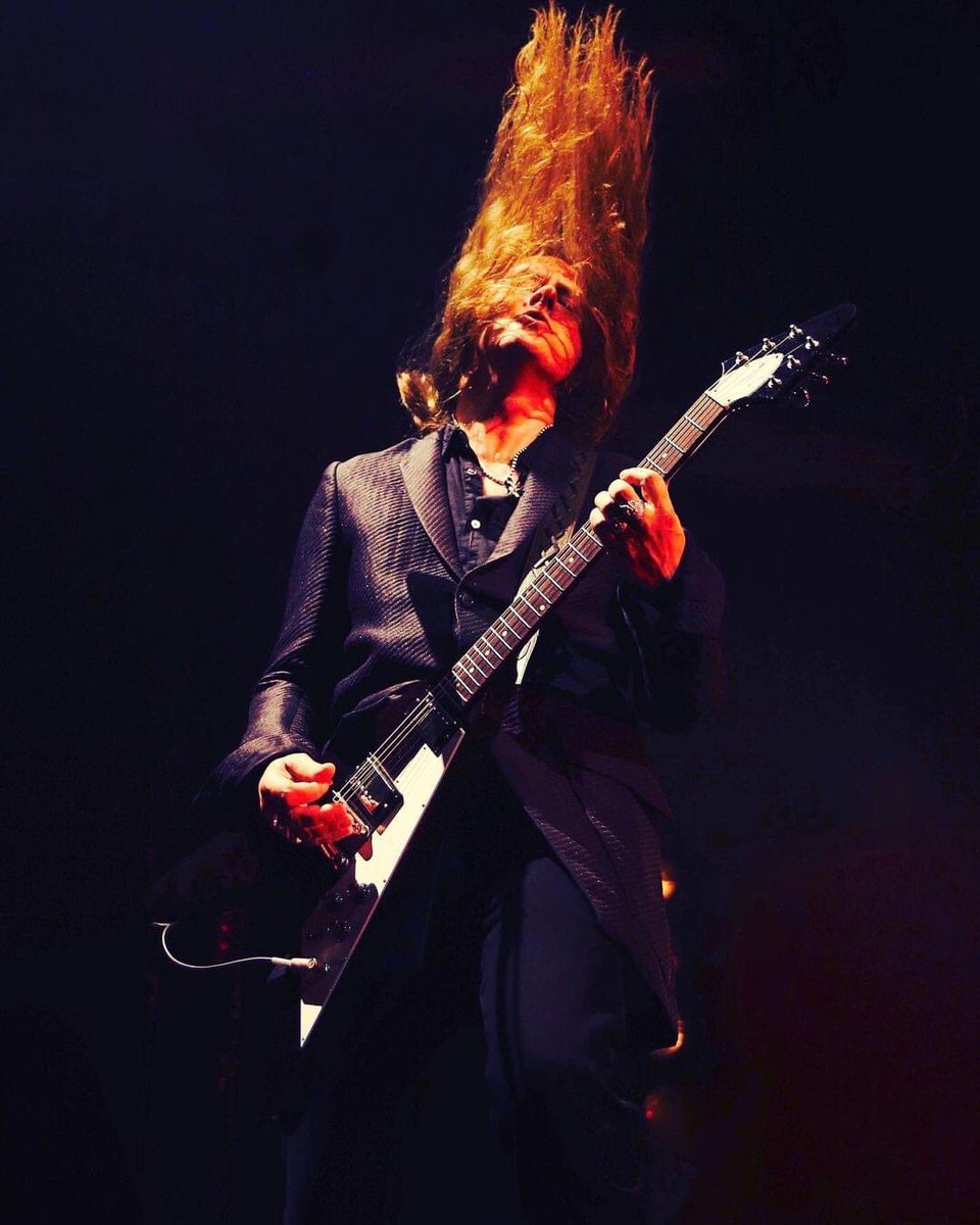 Opened up to stop the bleeding.
 
📷: Scott Dachroeden