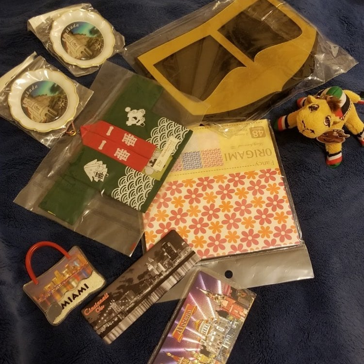 SWYUSA's tweet photo. Gifts from around the world for our Friendsgiving trivia night Saturday, Nov. 21 @ 7 PM E.T. Keep the SWY spirit alive. Have a favorite holiday recipe? Bring it along and we'll share it. Join us with your beverage of choice and toast to friendship. See below to register. https://t.co/Aw77YtL4Y4