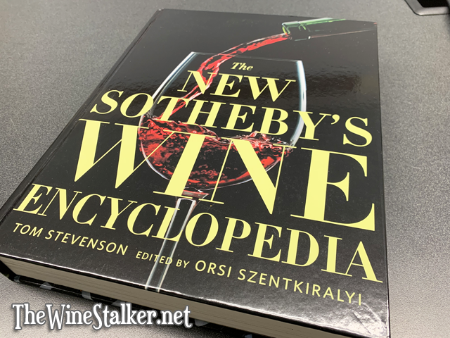 The New Southeby's Wine Encyclopedia thewinestalker.net/2020/11/sotheb… #wine #winelover #history #winehistory #science #winescience #winegeek #book #winebook #bookreview