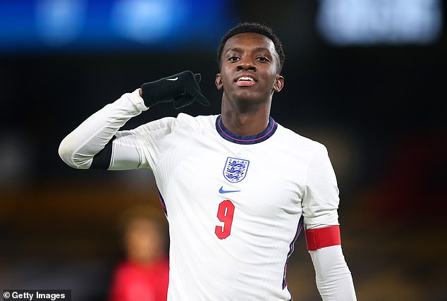 Gooners_Report's tweet photo. Eddie Nketiah bermain full 90 menit dan mecetak 2 gol saat Inggris U21 mengalahkan Albania U21 dengan skor 5-0 dalam lanjutan kualifikasi EURO U21. https://t.co/DVvAWL9bI1