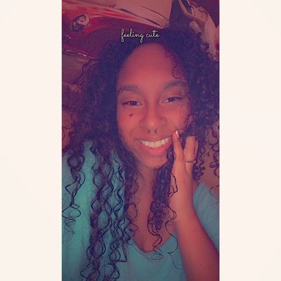 || Hannah || tweet media