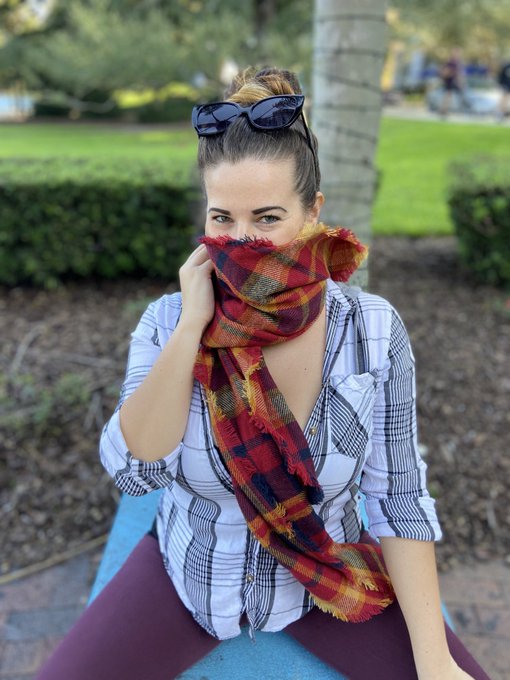 An actual chilly day in Orlando! I broke out the scarf for a couple pics! Check me out on OnlyFans and<a href="/tag/onlyfans"class="tags"><span>#onlyfans</span></a><a href="/tag/rockstarkristin"class="tags"><span>#rockstarkristin</span></a>