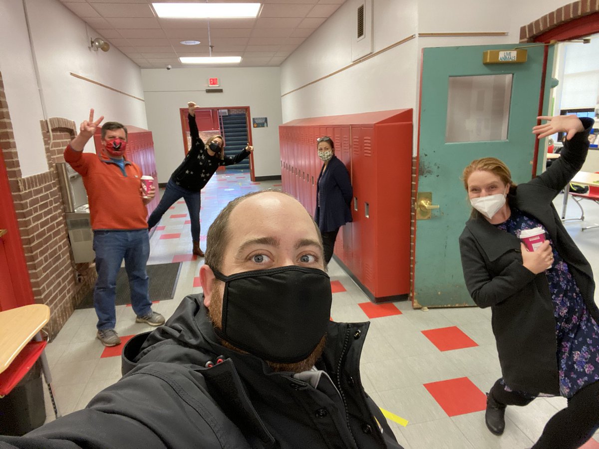 TheMrDayton's tweet photo. Cluster 3 is the Place To Be!! Hybrid Week 2 and we are crushing it!! #WMSStrong https://t.co/amUkHHJ6xA