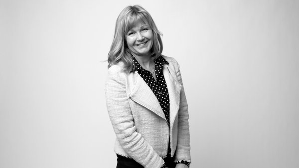 NBBJDesign's tweet photo. Congratulations to @NBBJDesign Partner Teri Oelrich, who is elevated to a Fellow by @NursingIHD. With over three decades of experience, Teri’s leadership is instrumental in creating healing environments that uplift patients, caregivers & loved ones. https://t.co/94LKeBf0kO #nihd https://t.co/2ANFVnpbap