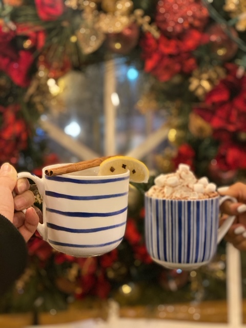 HOTHOUSETO's tweet photo. It's time for HOT DRINKS! Wethinks! Bundle up and join us on the patio for Hot Chocolate, Cider and Mulled Wine! #TorontoPatio #StLawrenceMarket  #HeatedPatio #GoodFood https://t.co/36cII6GmX2