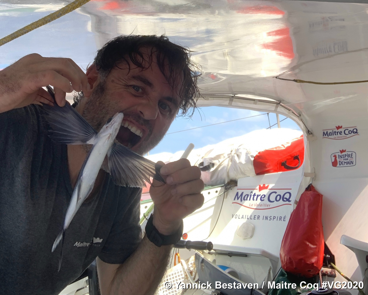radionautasok's tweet photo. Estamos estancados en los doldrums?
#vendeeglobe #vg2020 #hugoboss #linkedout #yeswecam #apivia #prb #clarissecremer #mirandamerron https://t.co/2NDWrFHQuq