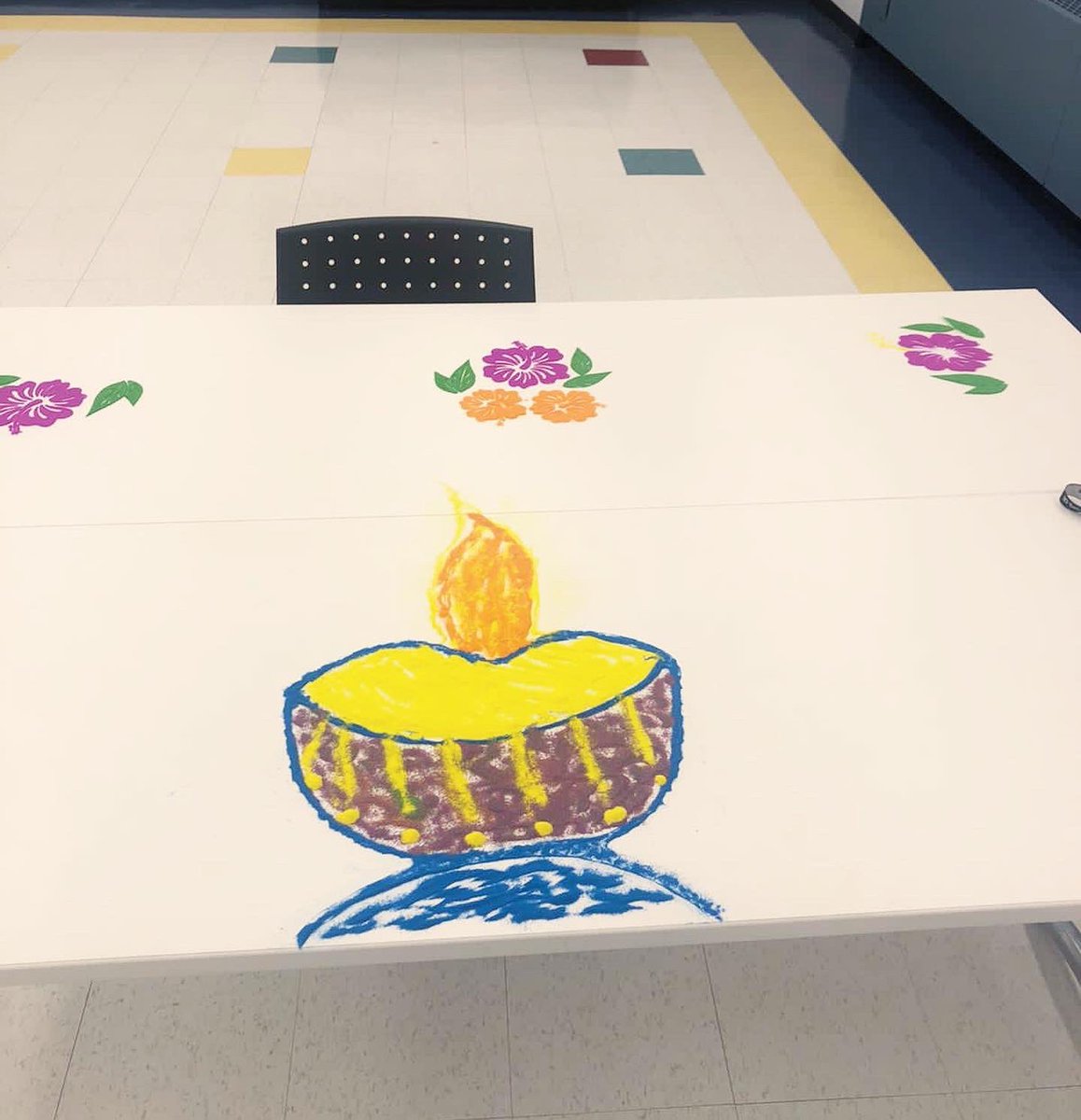 iosolutionsca's tweet image. Diwali artwort made by #teamiosolutions from our Charlottetown center 🪔✨ 
•
•
•
#diwali #friends #festival #traditions #artwork #colors #lights #canada #pei #charlottetown #diversity #coworkers #callcenter