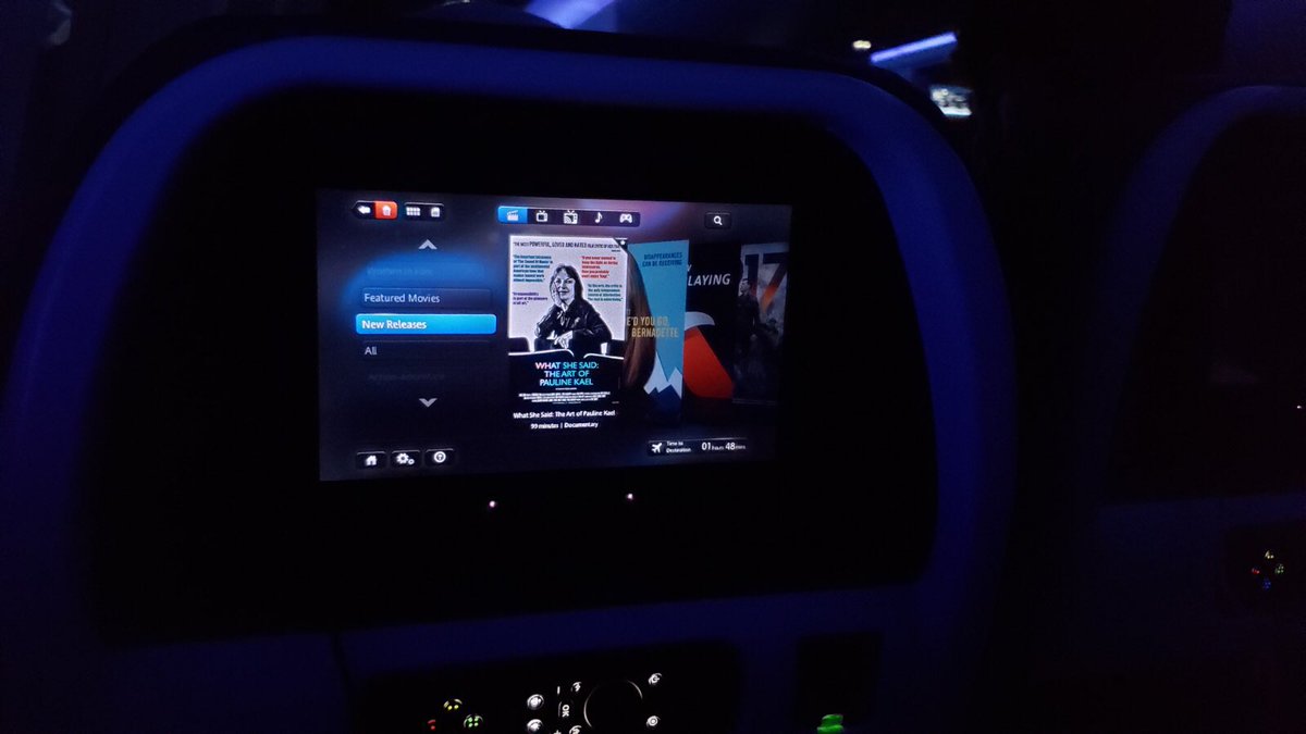 Up in the air with Pauline ✈️ 

Thanks for the capture ⁦@pojoto⁩!