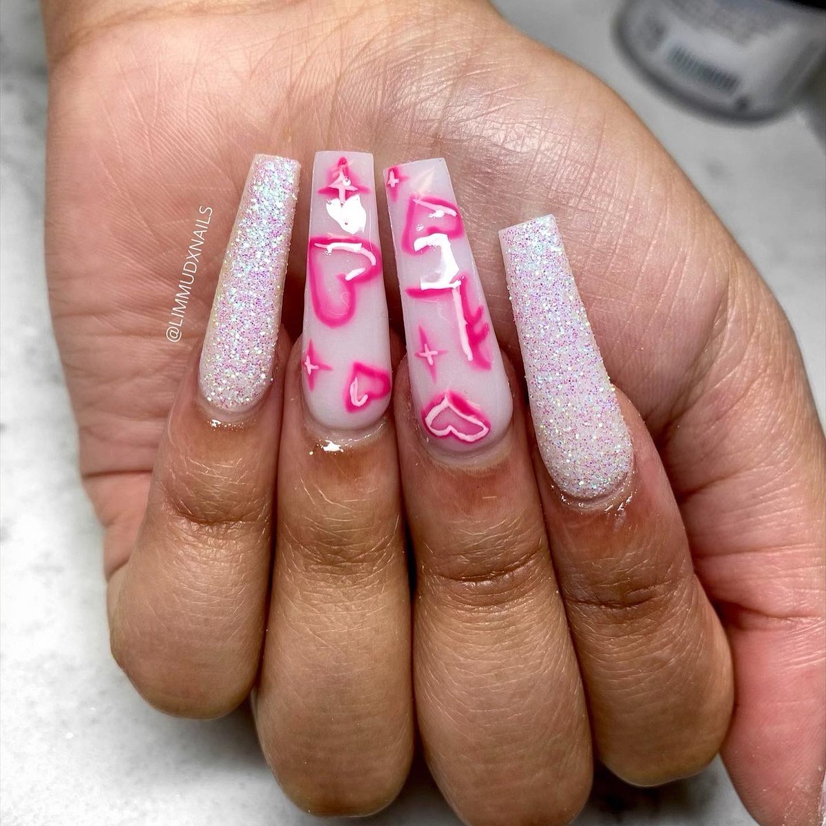 limmudxnails's tweet photo. what she wanted vs what she got 😍 https://t.co/cb2lWgSyq6