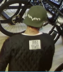 boulderpolice's tweet photo. Boulder police are investigating a second burglary at a local bicycle shop in less than a week and are asking for the public’s help to identify the individuals involved. https://t.co/02BaQU89rt https://t.co/XhUgHj8IXx