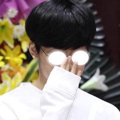 boygroupmemory's tweet photo. 279. 반에 한명쯤은 있을 것 같은 범생이. 알고보면 공부 진짜 못하던 애 https://t.co/w5vnRC0Nv2