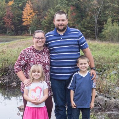 ashleyseverson2's tweet photo. #NewProfilePic https://t.co/v0GYVOo0cy