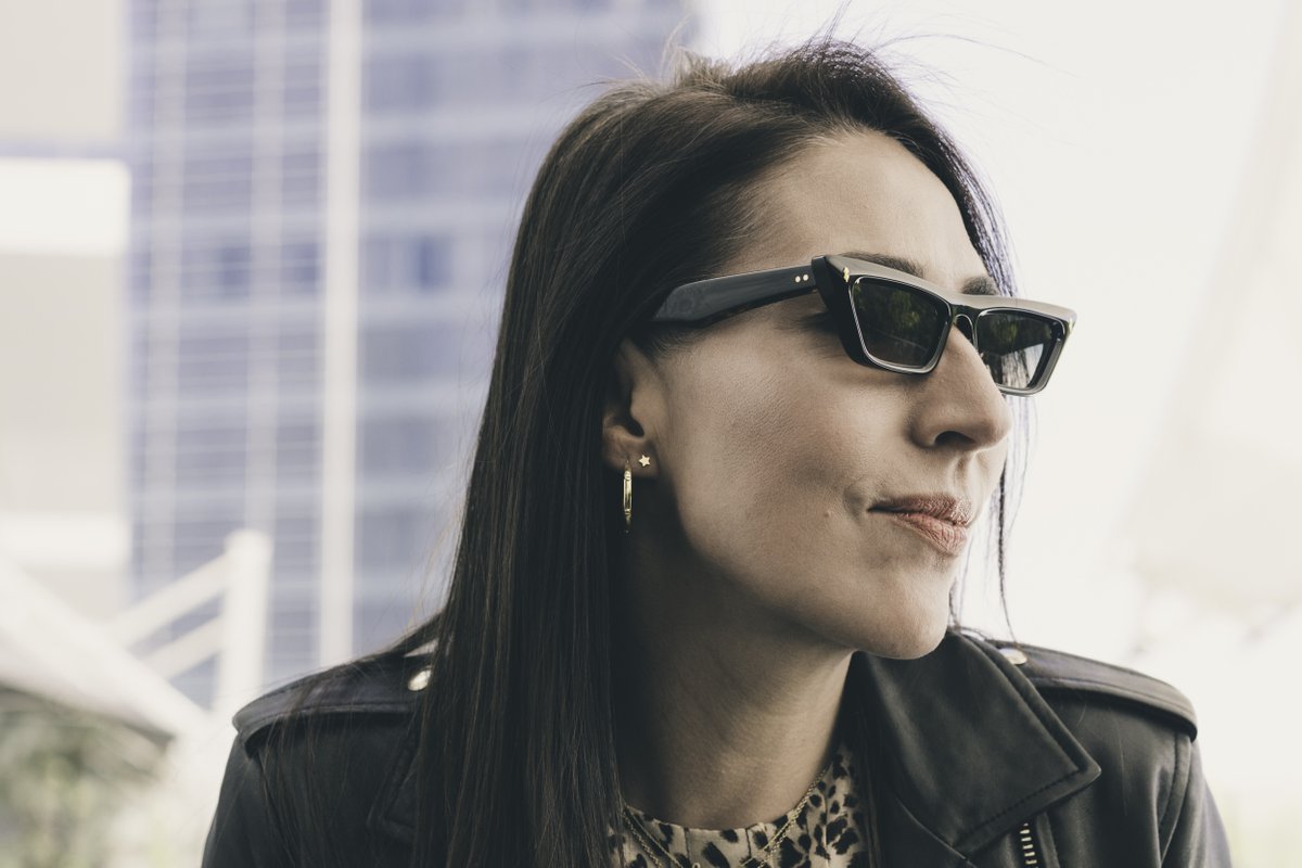 SilverDeerStore's tweet image. El modelo Debbie Noir de @JMarieMage reproduce a la perfección todo el glamour de una de las figuras más reconocidas de la escena punk e ícono de estilo definitivo de los años setenta y ochenta: Debbie Harry, líder de la agrupación neoyorkina Blondie.  
bit.ly/2ICg4bO