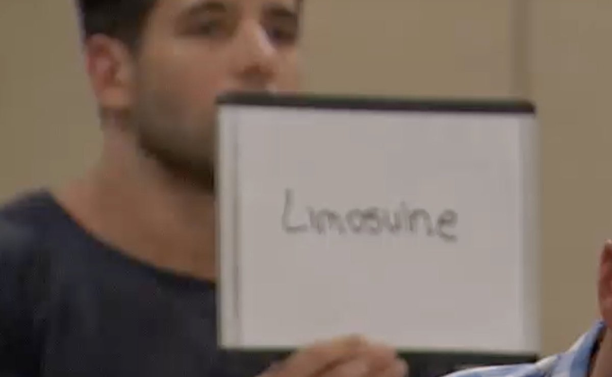 BetchlorNation's tweet photo. Bennett’s taking all the heat while Ed here gets away with this! #TheBachelorette https://t.co/HvzZJXQ2UD