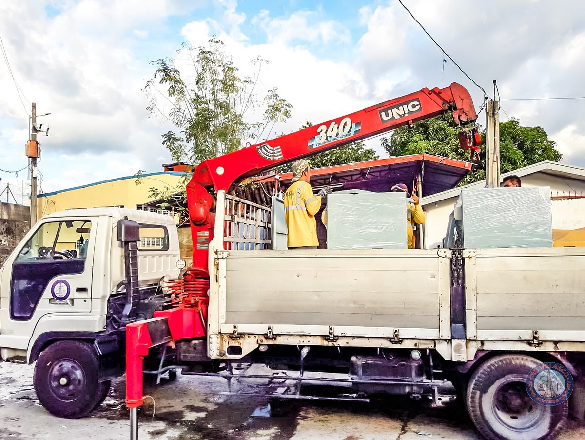 rbvtransformer's tweet photo. All set for delivery.

#rbvtransformer 
#rbvservices 
#rbvteam 
#drytypetransformers 
#transformermanufacturer 
#stepdowntransformer 
#stepuptransformer 

📸B. Aranzanso https://t.co/YvK6sWcbBs