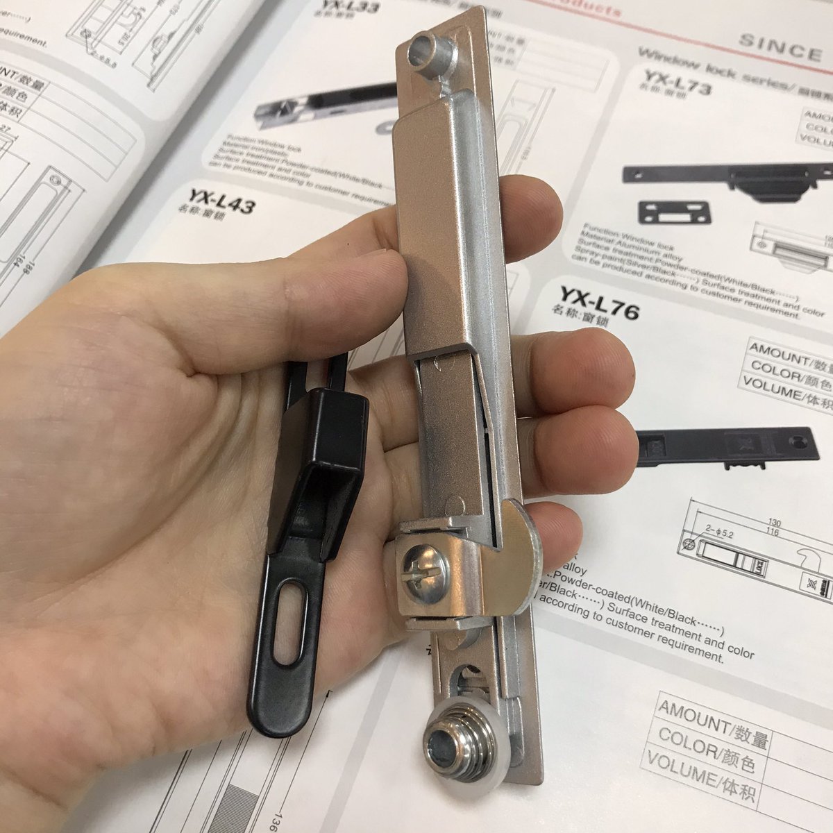 Moon199405's tweet image. #hooklock for #slidingwindows 
#windowlock