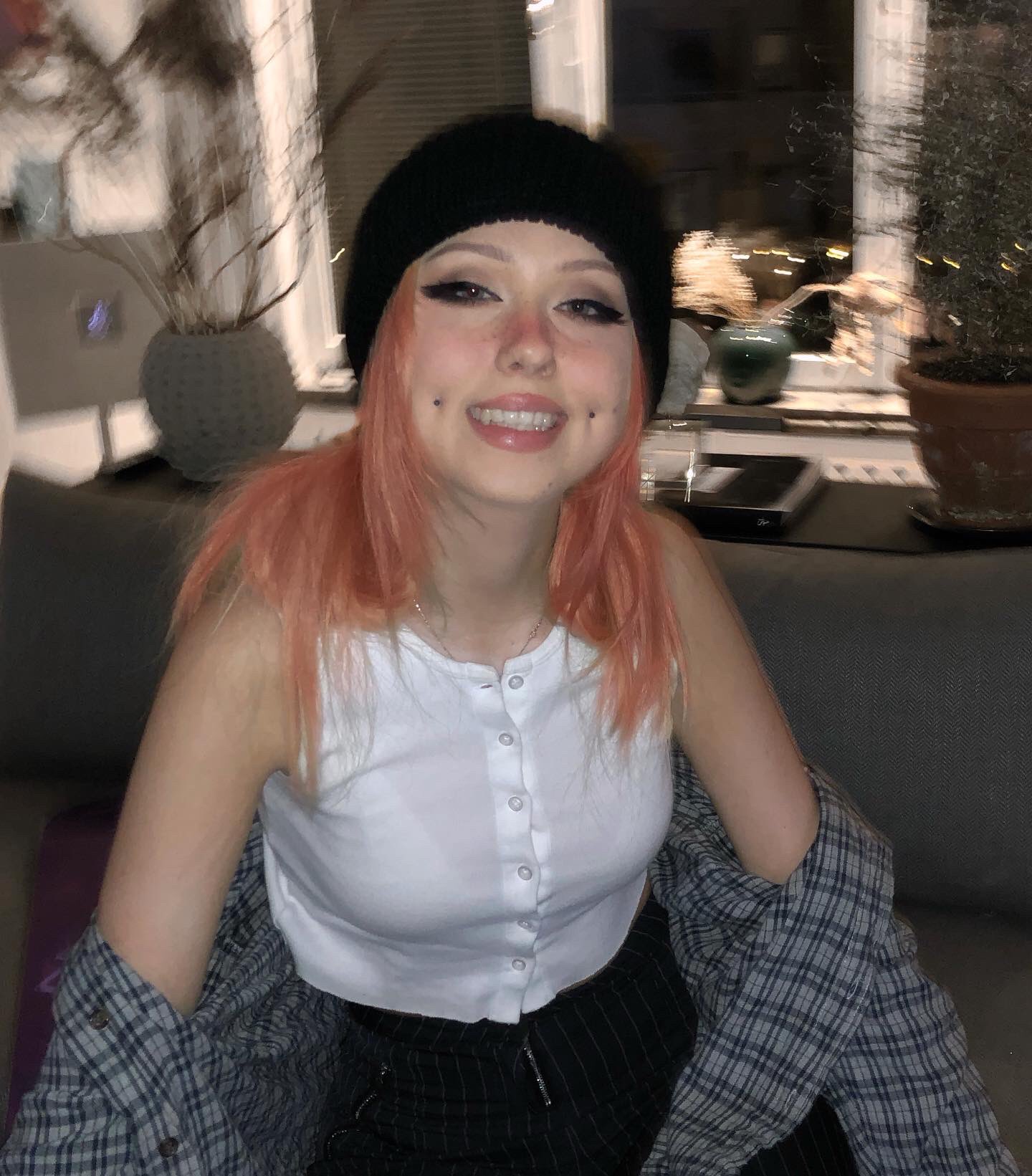 TW Pornstars - 2 pic. Linzor ♡˚ ༚. Twitter. Me trying to steal your girl. 1:20 AM - 18 Nov 2020