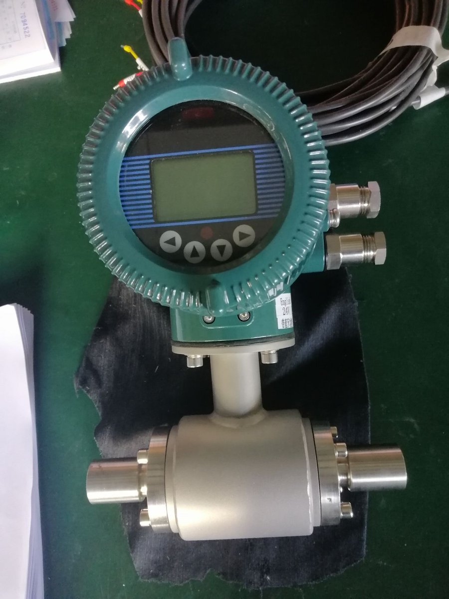 Bluetooth magnetic flow meter