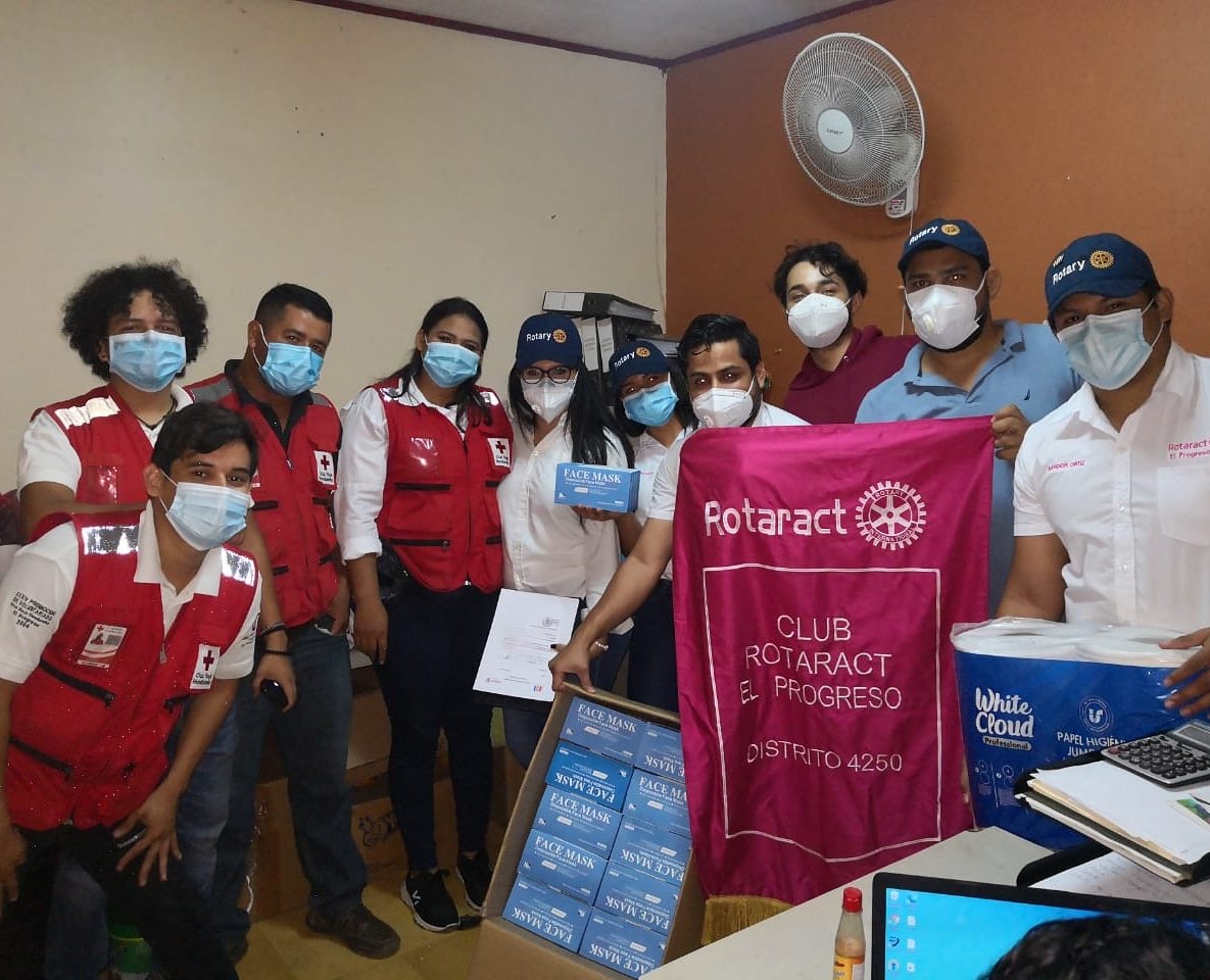 CRH_ElProgreso's tweet image. @cruzrojahon #ElProgreso agradece a @RTCElProgreso por la donación de mascarillas de bioseguridad.
#SalvarVidas
#50AñosContigo
#CRH
🏥⛑️🌎🌊⚠️