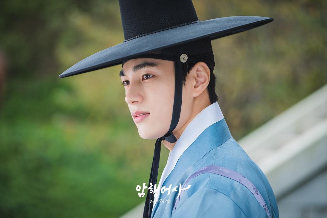 sageuklvs's tweet photo. o myungsoo ta absurdamente lindo #BladeofthePhantomMaster https://t.co/AwYDuZFemZ