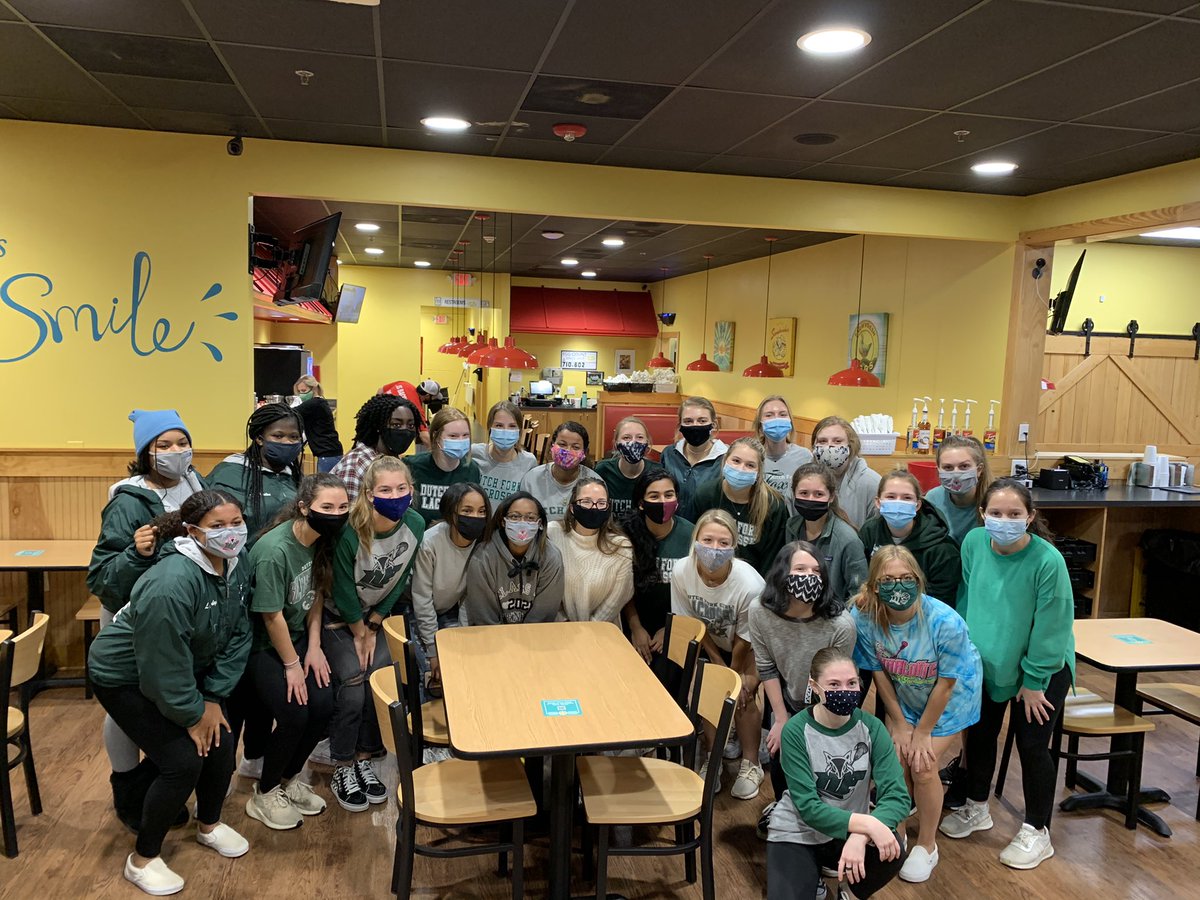 LadyFoxesLax's tweet photo. Great to have our team back together for the annual pancake fundraiser.  Thank you for coming out and supporting us.  Thank you to Eggs Up Grill in Ballentine, SC for having us.  #dfgirlslax https://t.co/axSunXLQwX