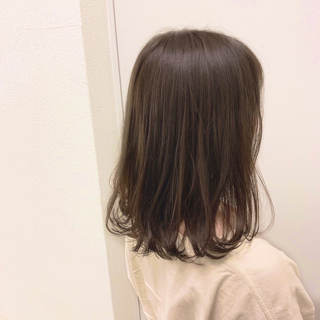kiyo89087488's tweet photo. カラーモデル募集！

［日時］18・19日 20時〜 
［場所］池袋wagon by afloat
［料金］2300
　
・アミノ酸トリートメント付き
・ブリーチ、黒染めをされてない方
・ご希望の色で染めさせて頂きます！　　　　　　　　
　リプorDM下さい！
#カラーモデル募集  #カラーモデル
#池袋美容室  #池袋 #カラー https://t.co/vCDAU3I4QC