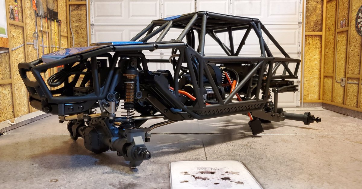 REVolutionX_RC's tweet photo. @element_rc Gatekeeper just waiting on the body shop to finish up the paintwork.
@crawlholics
#elementrc #elementrcenduro #elementgatekeeper #weareae #journeytheelements #crawlholics #rccrawler #rctruck #rctrucks #rcscale #rcscaletruck #rccommunity #rchobby #rcfun https://t.co/QI3SOTUuOc