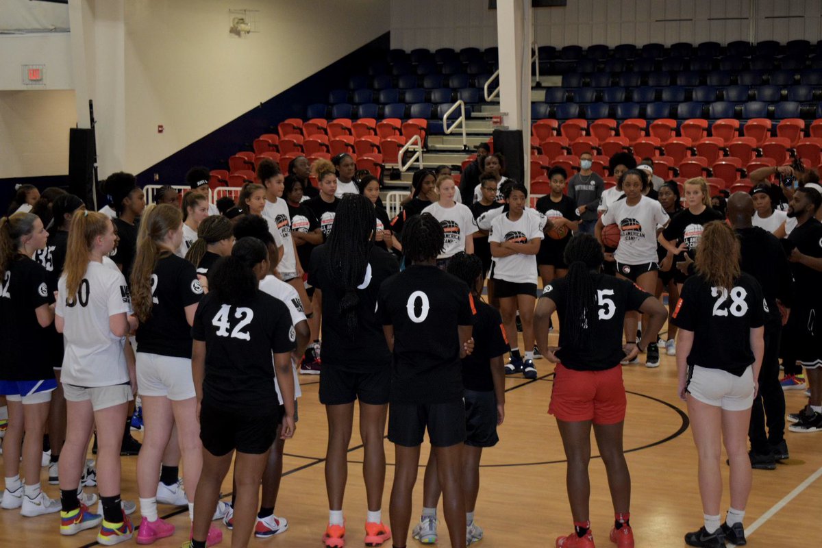 iamnaveyah's tweet image. Great competition 🔥Thank You for the opportunity to be apart of your camp 🙏🏽🏀 #Southeastallamerican #SlamHS #4ThaCulture