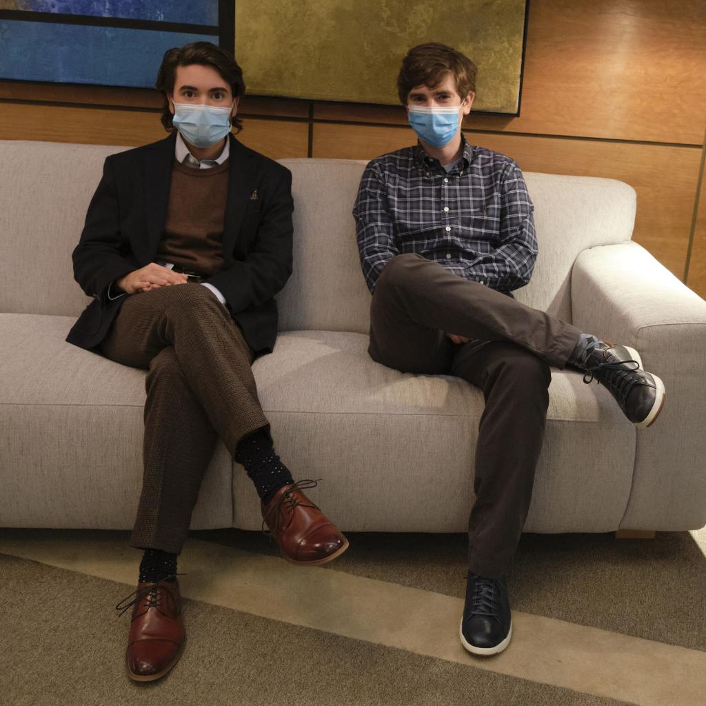 GoodDoctorABC's tweet photo. We can't wait to see how mentoring goes for Shaun! Stream #TheGoodDoctor now, on demand, and on Hulu! https://t.co/EZIYJfL44P