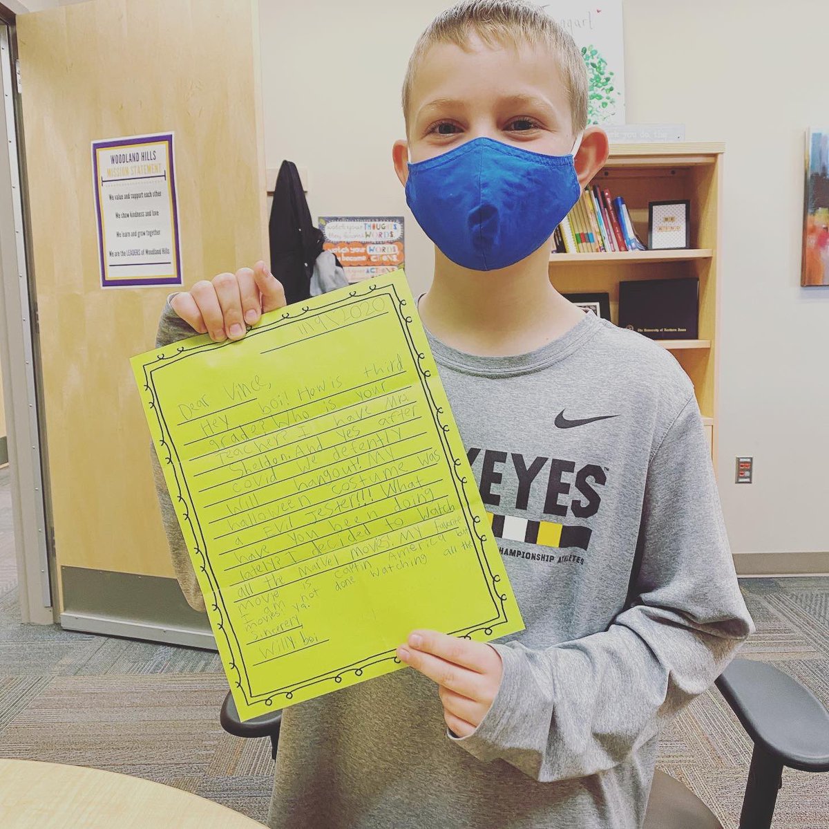 AnnaMTaggart's tweet photo. Pen pals with a WD online student! He was SO excited to get a letter back! “My heart is beating so fast!” 💜💛 @WoodlandHillsEl https://t.co/TVYN4oSFF3