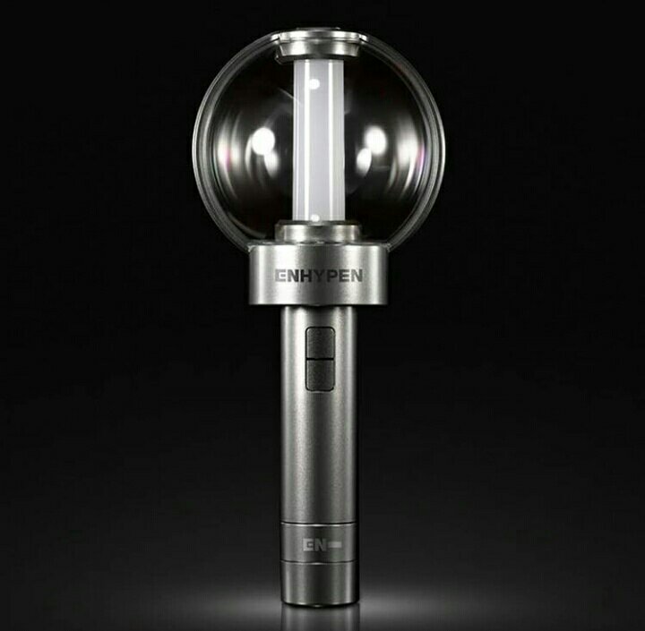 aimeesevstore's tweet photo. [NEW PRE ORDER] ENHYPEN OFFICIAL LIGHT STICK

Harga : 680.000
Bisa DP : 150.000 untuk cicilan https://t.co/8F2voIRZHM