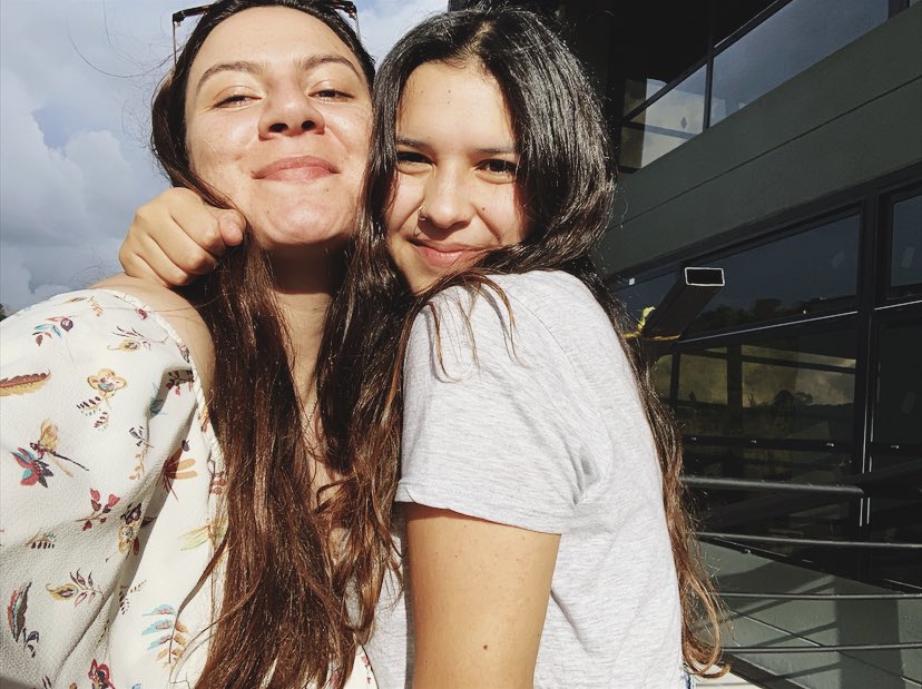 LaurisArteaga's tweet photo. @LauraGarcia_04 💕en esta no sacamos la lengua pero se notaa el amor💕 https://t.co/CWqtF4XotU