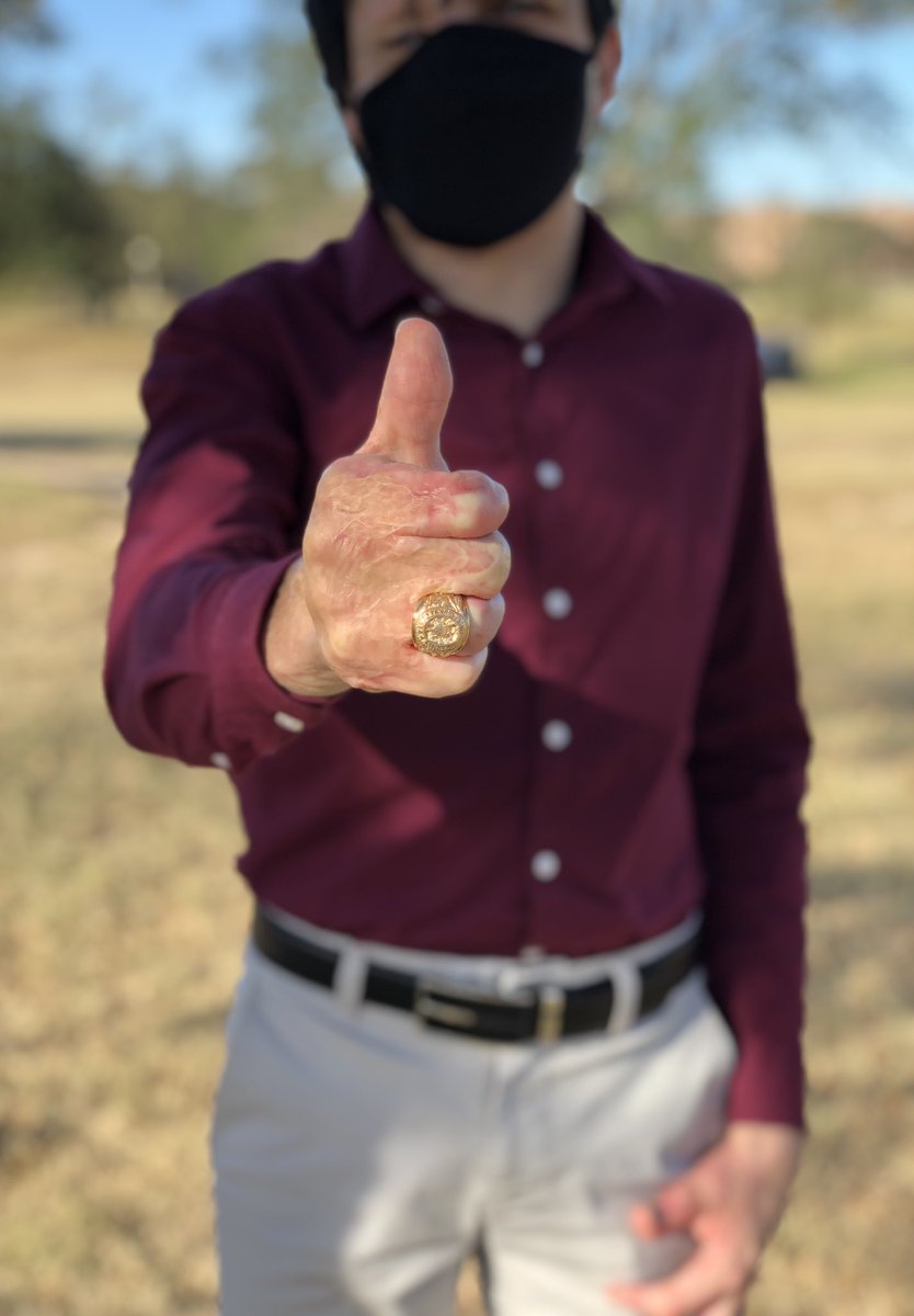 serjreyna's tweet photo. We got the Aggie Ring! https://t.co/4T2X0uq8JS