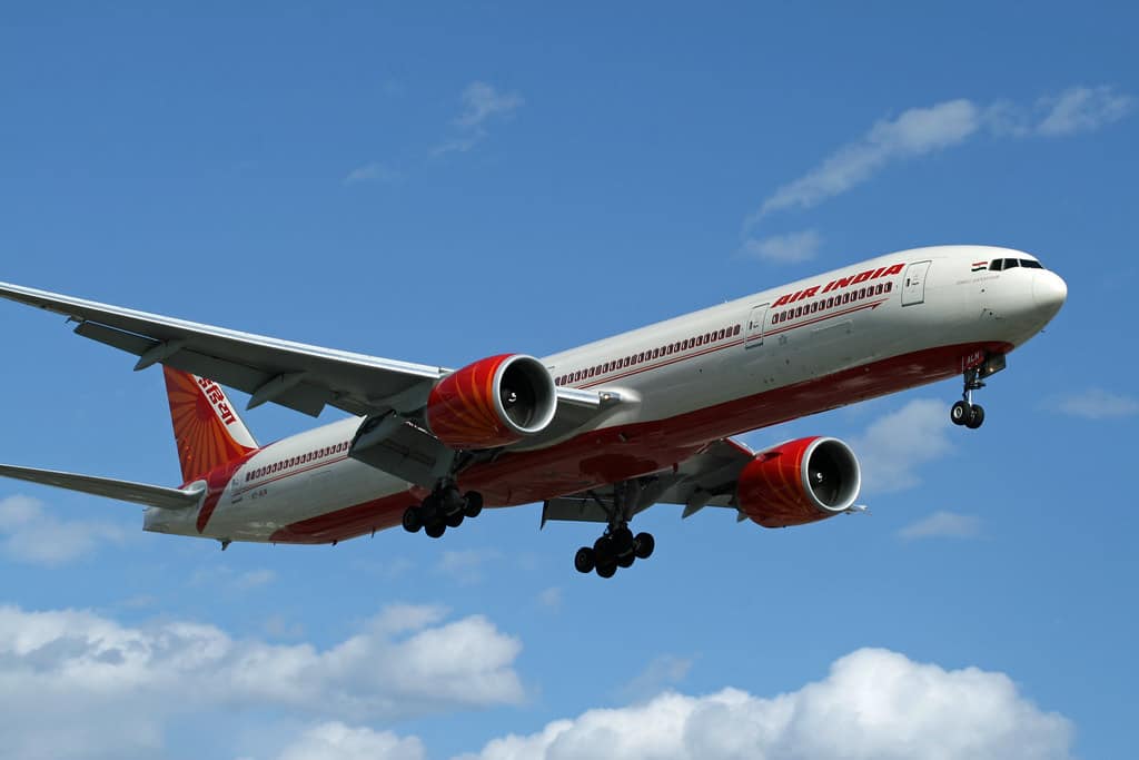 travelobiz's tweet photo. Air India International Flights On November 18 Under Vande Bharat Mission

#AirIndia #AirIndiaExpress #FlightSchedule #InternationalFlights #RepatriationFlights #VandeBharatMission https://t.co/jzP19sG3KQ https://t.co/IjuHTYclVP