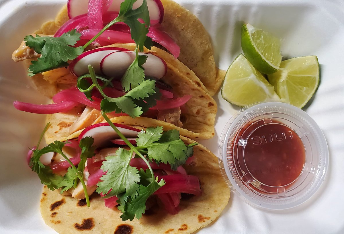 Its everyone's fave day.. 
Taco Tuesday 🌮 

Be sure to follow our schedule and menu:
 streetfoodfinder.com/m/#!loadCalend…

We are encouraging all of our awesome patrons to order ahead so you can skip the wait and just pick up your food. 

See ya curbside, ya'll 😋