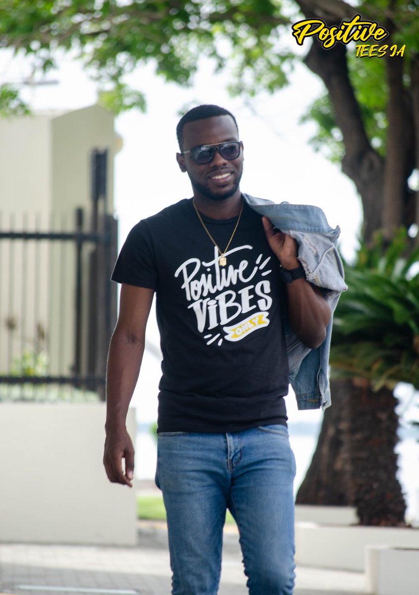 PositiveOrgJA's tweet photo. Hey TWEEPS! We just can't decide. 😭😭 Which one of our Positive Vibes Tees do you prefer? Black or Yellow?👀 
RT "BLACK"
LIke for "YELLOW"👇🏾

Positive Tees Ja 👉🏾Injecting your wardrobe with POSITIVITY! 🤗

#PositiveTeesJA https://t.co/oZMKRdbJfi