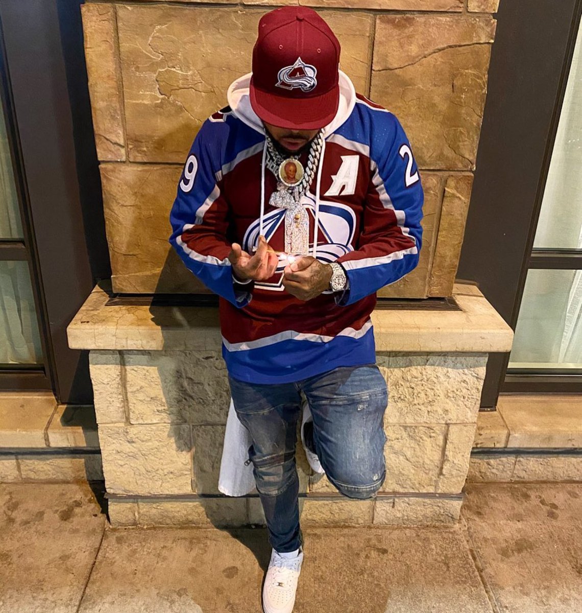 rappers wearing hockey jerseys on X: .@WESTSIDEGUNN wearing a