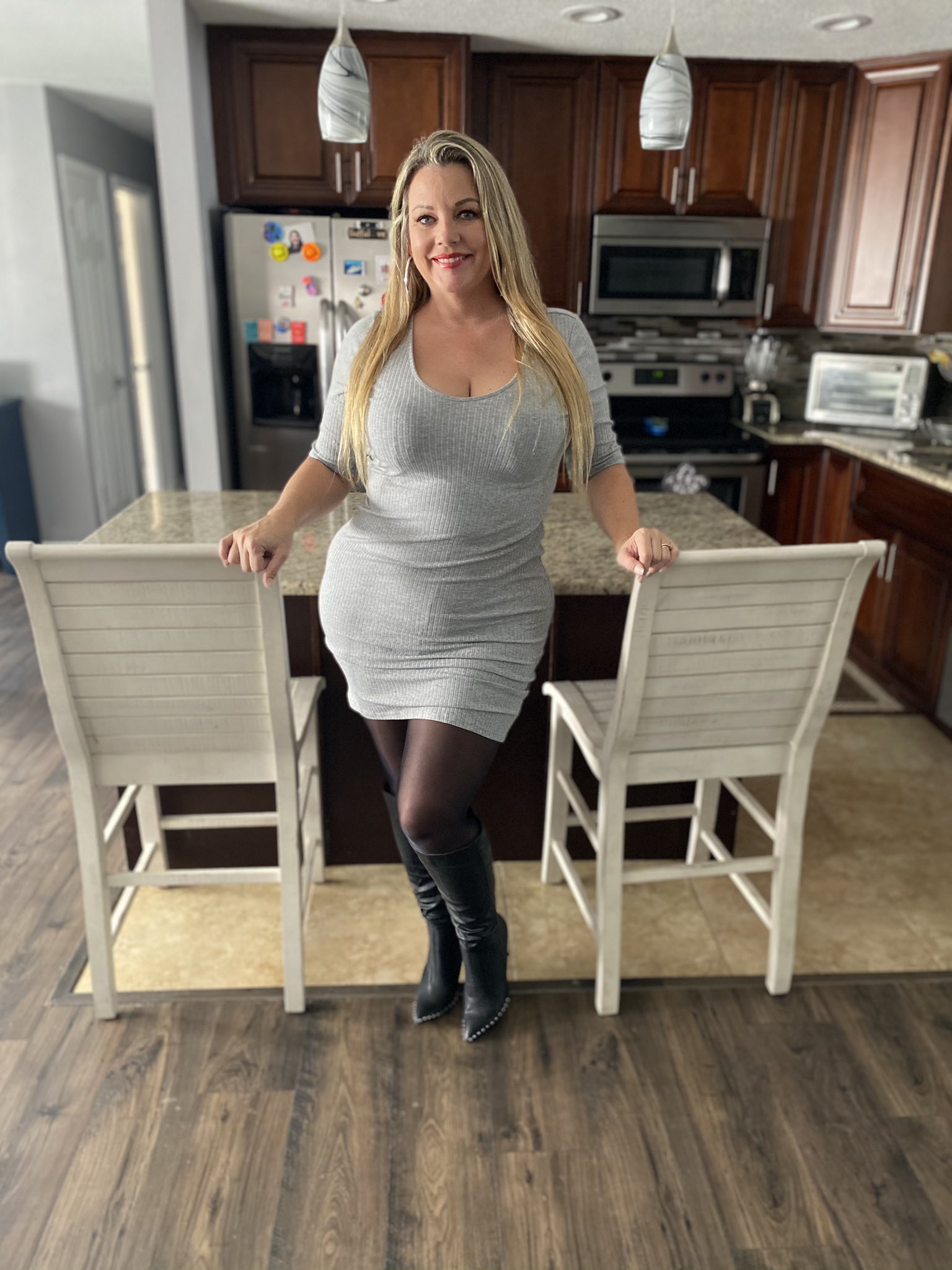 Naughty Alaya-$6.99 ONLYFANS Special discount on Twitter: "Are you