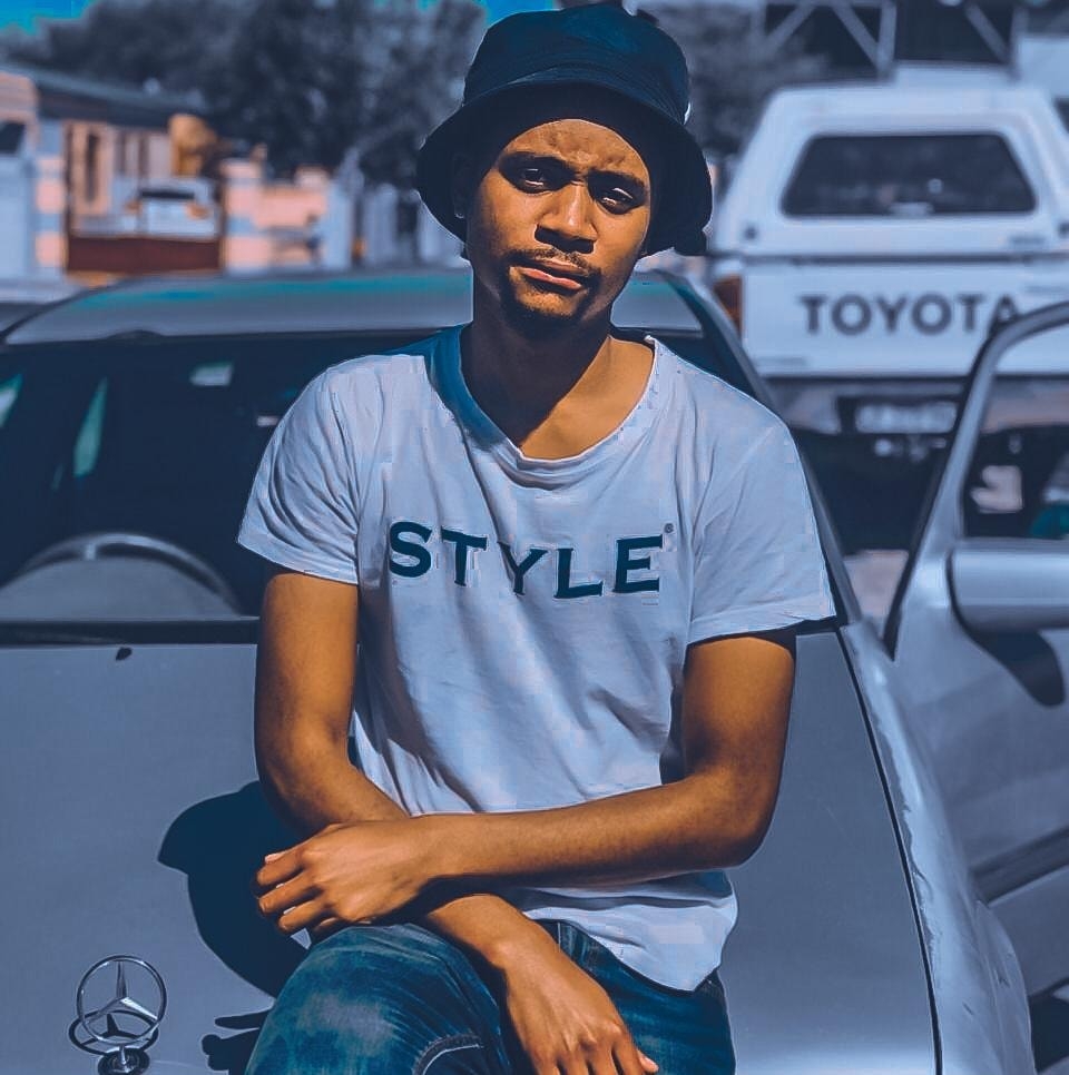 For our last last interview of the day😔😭 we'll be speaking to 🎛️Dj Villivesta🎚️ on 📻<a href="/Bushradio/">Bush Radio 89.5 FM</a> Radio 89.5FM with 🎙️<a href="/KhusiVuka/">Mkuseli Veto</a>🗣️ on the <a href="/mc895/">w</a> at 12:15 on the 18th of November 2020.