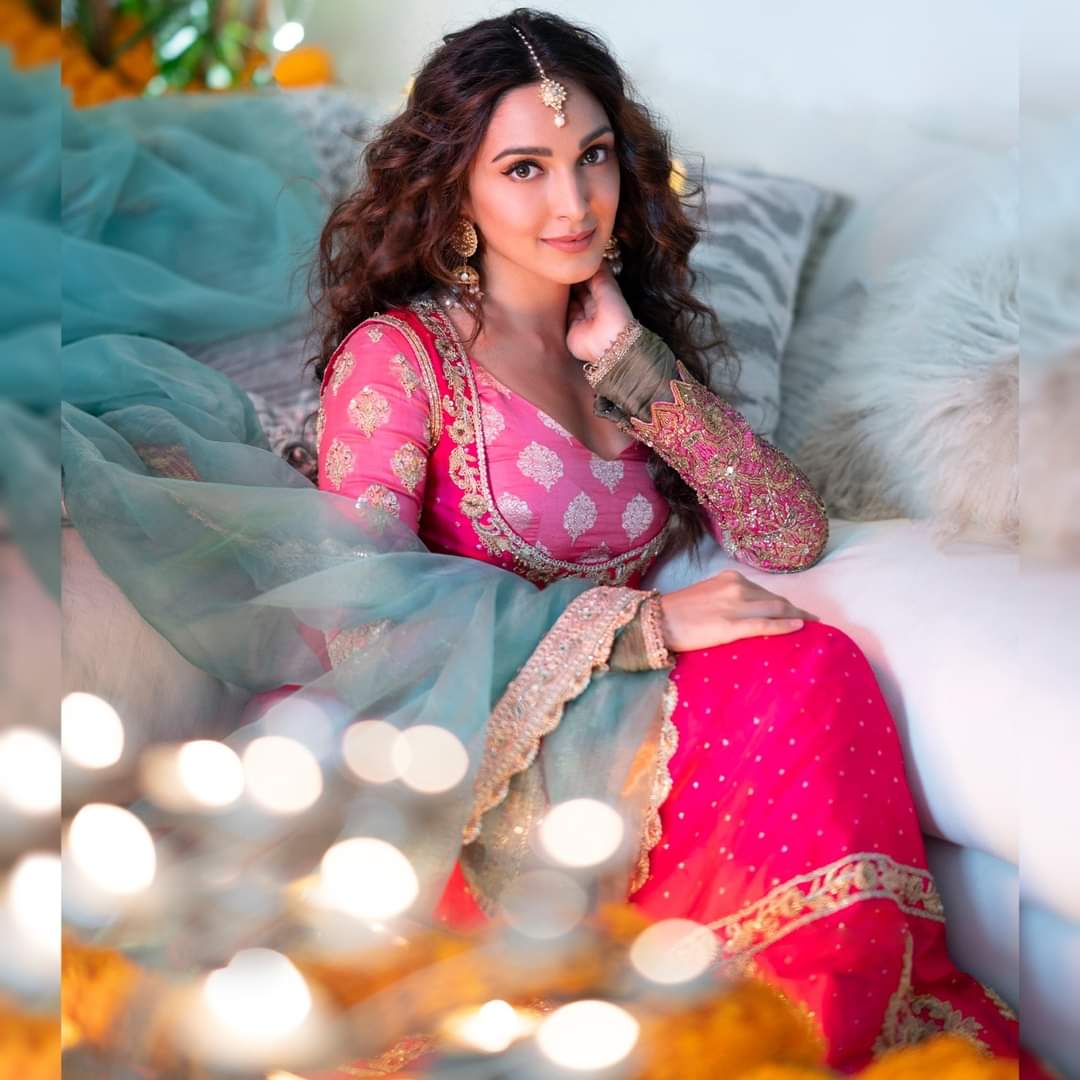 LivemeIndia's tweet photo. Preety looking so ravishing!! 😍😍 https://t.co/vQJ5chTs46