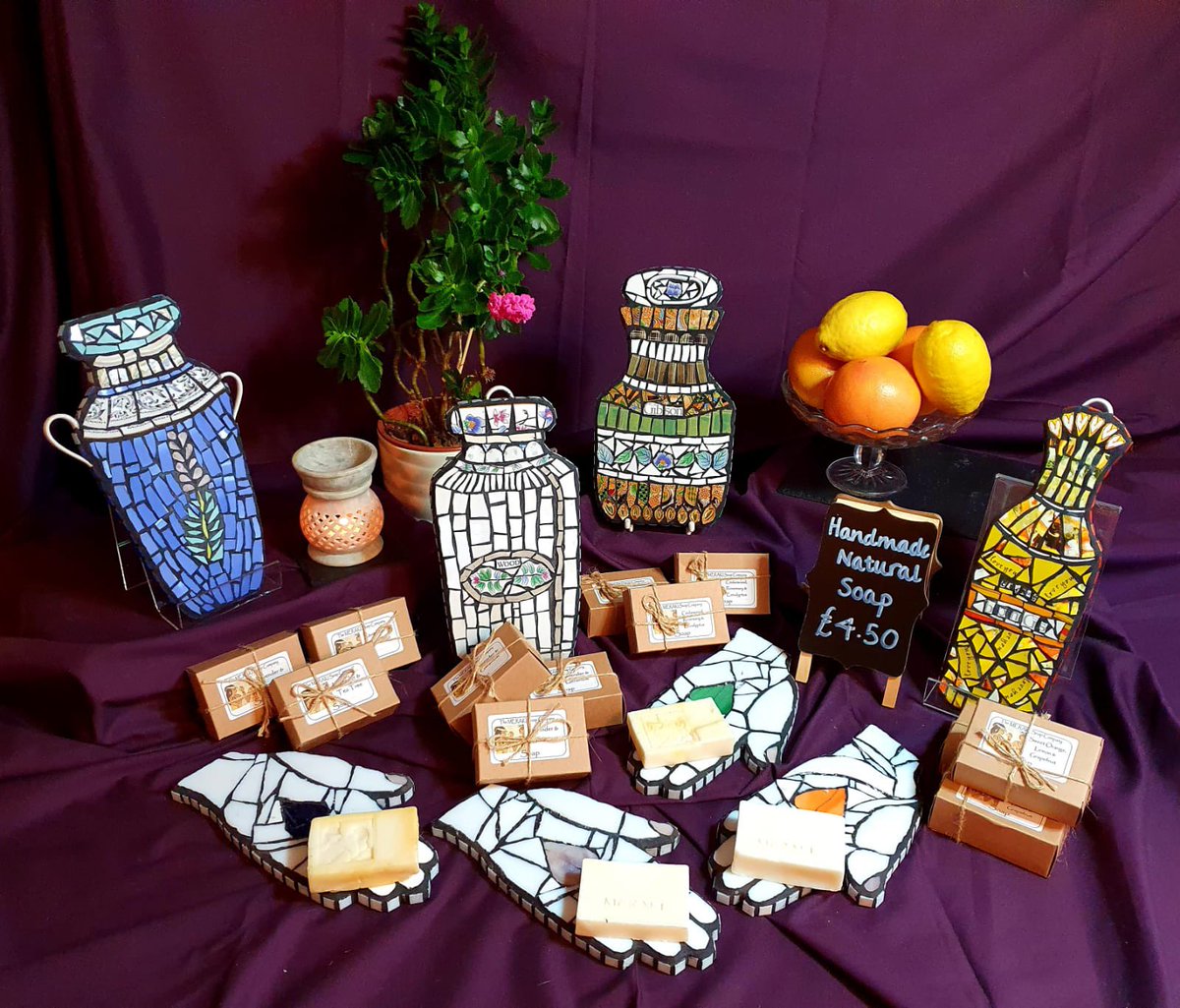 MerakiSoapCo's tweet photo. Now selling at Gorseinon Virtual Christmas Market. #meraki #NaturalSkincare #pure #naissance #gorseinon #perfectgift #ethical #noplastic #nochemicals https://t.co/DkjB7dUEuC