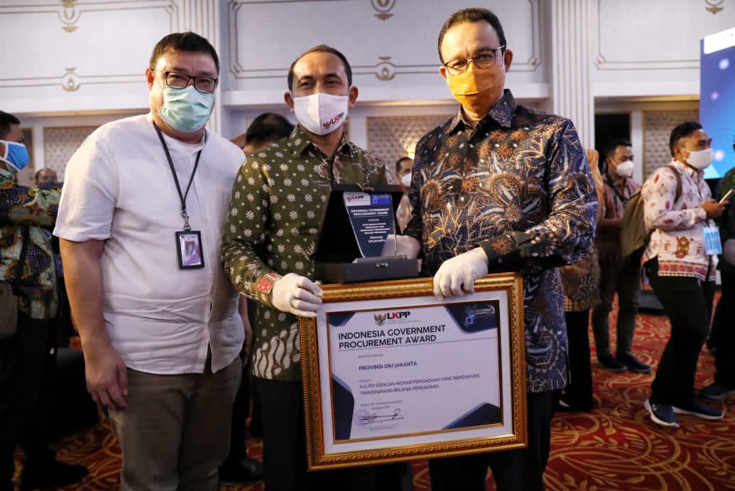 aniesbaswedan's tweet photo. Alhamdulillah, Pemprov DKI Jakarta kembali meraih penghargaan. Kali ini pada Indonesia Government Procurement Award yang diselenggarakan oleh salah satu lembaga negara yaitu LKPP RI (Lembaga Kebijakan Pengadaan Barang/Jasa Pemerintah).

https://t.co/cNjJDMg8WU https://t.co/siVDvZVK79