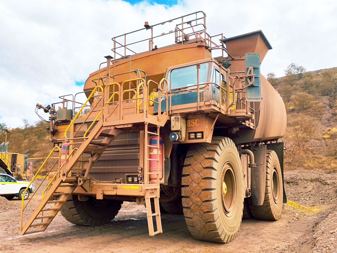 im_mining's tweet photo. RCT says its remote water refilling systems are saving miners significant cycle times at the refilling standpipe, while reducing excess water waste associated with errors in manually operating the water pump | https://t.co/scNx88k6RM @RCT_HQ #watermanagement #dustsupression https://t.co/nT64WSvYxL