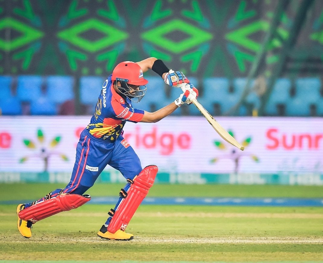 MuhammadArbaz95's tweet photo. 👑 @babarazam 

#KarachiKings #YehHaiKarachi #DoItForDeano #ChampionsOfPSL5 #PhirSeTayyarHain #PSLV #PSL2020Final https://t.co/bb1pQoOaOU