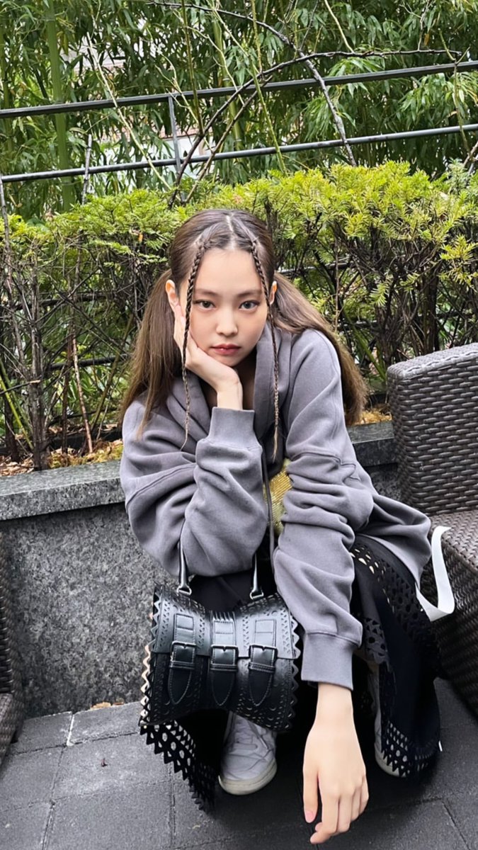 Clarievia's tweet photo. มีคนมาอ้อน อยากเจอบลิ๊งค์ 🥺 อยากเจอเหมือนกันค่า @BLACKPINK https://t.co/9lftT6BMGU