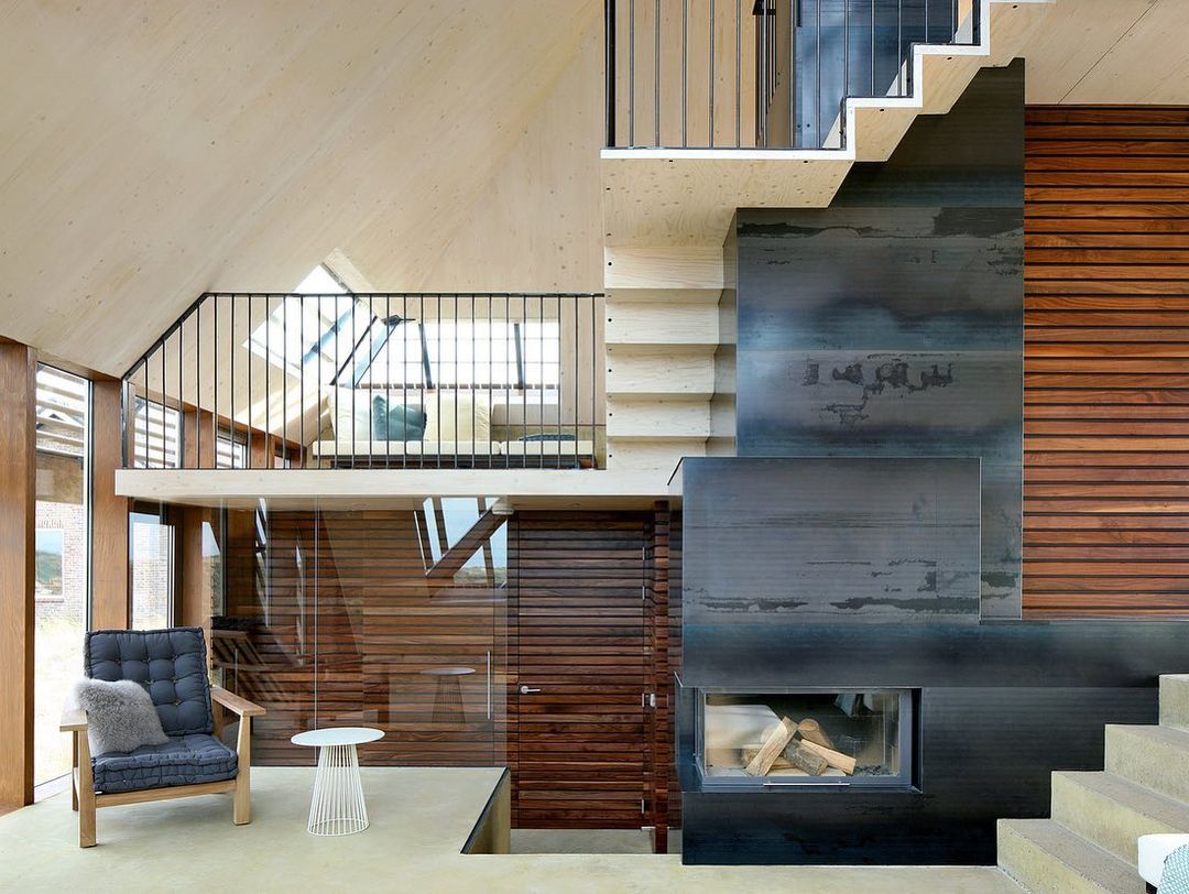 BuildeeePro's tweet photo. Are you into maze nowadays? You would love this space more! I admire how the complicated details made it more satisfying to see!

Tag someone who will love this design by @marc_koehler_architects

#BuildeeeYourHome #BuildeeePro #BuildeeeDailyPick #photooftheday https://t.co/vxsu5ecUs4