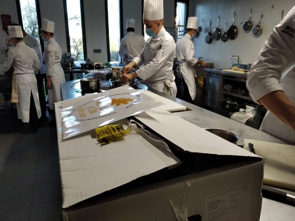 L’#Agneaudelaitdespyrénées est à l’honneur, aujourd’hui, présenté aux élèves de l’#InSav et de l’#institutFerrandiBordeaux !

Une journée organisée en partenariat avec la Région <a href="/NvelleAquitaine/">Nouvelle-Aquitaine</a> et la filière <a href="/agneaupyrenees/">Agneau lait Pyrénées</a>, pour faire découvrir ce #produit de #nouvelleaquitaine