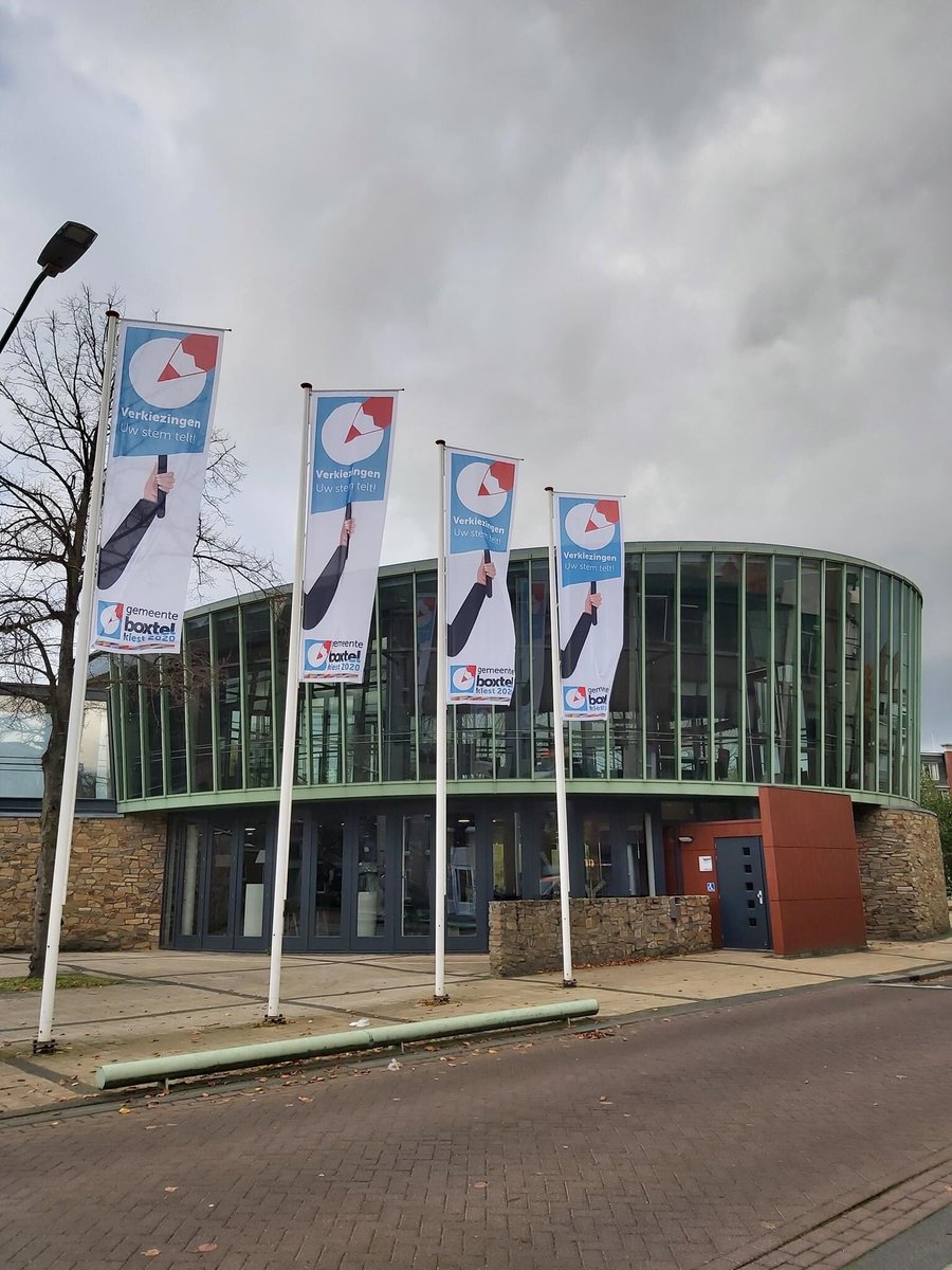 PMVDWIEL's tweet photo. Potloden staan klaar; stembureau open. Maak gebruik stemrecht! Met #Combinatie95 kies je Duurzaam en Leefbaar #Boxtel #Liempde #Lennisheuvel #Esch. Slagvaardig en vernieuwend. Met 50 kandidaten; mix jong/oud uit alle kernen. Allen met blik op betere samenleving. Voor nu en later https://t.co/n2wqYHoi5a