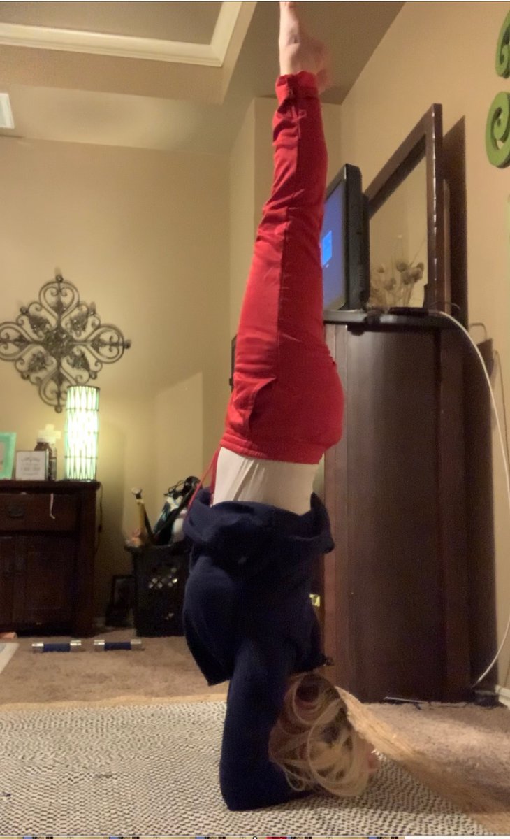 ElizabethBrak16's tweet image. Like yoga...life is a dance between control and surrender. Finding your balance is learning when to hold on and when to let go...
#balance #awarenessofself #namaste #acceptance #aseasonforeverything #mindfulness #yogalife