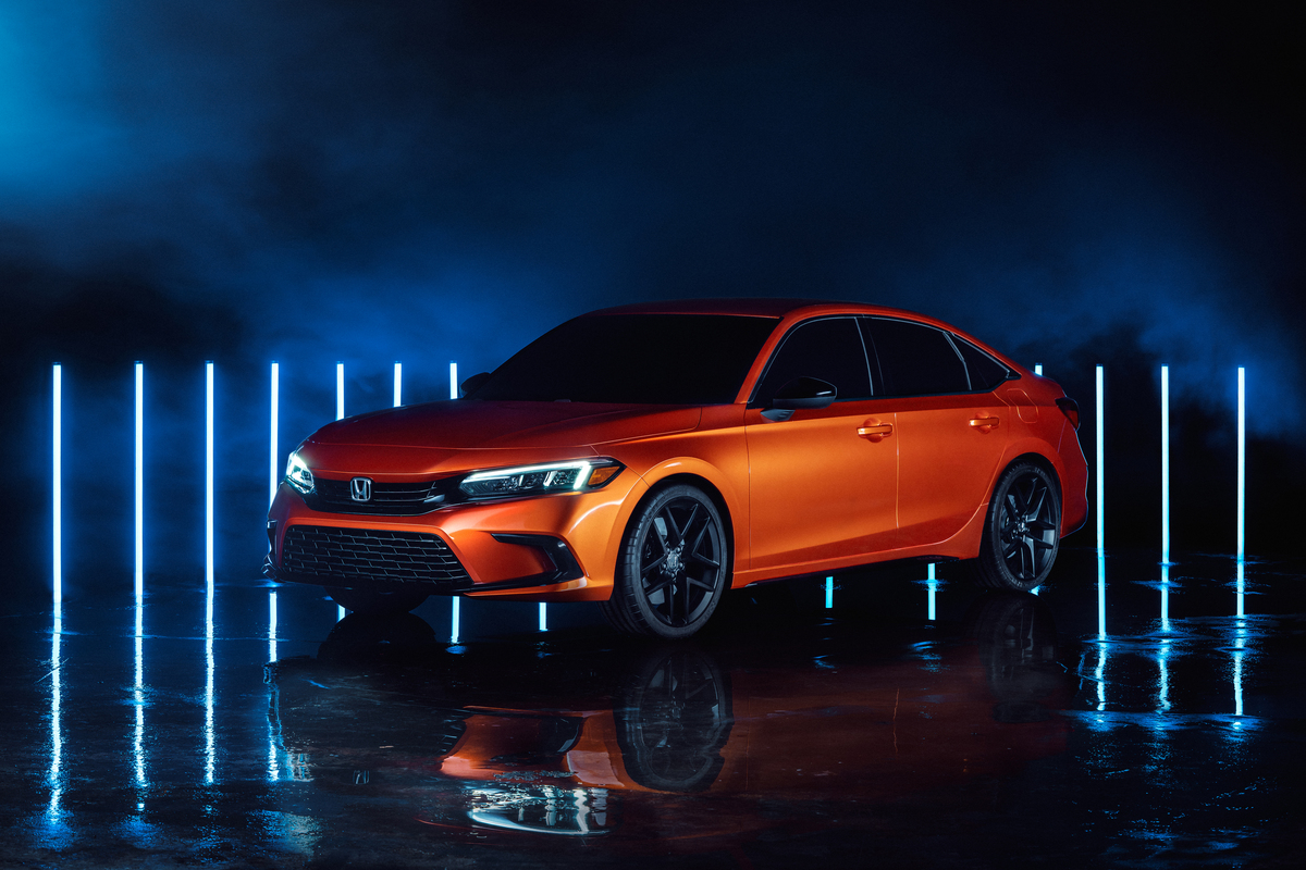 LAAutoShow's tweet photo. Debut alert! Get behind the wheel of the new #HondaCivic starting next spring. The new @Honda will be available in sedan, hatchback, Si and Type R flavors, with a fully digital dash display and suite of advanced safety features. https://t.co/FrQyLM3Kft